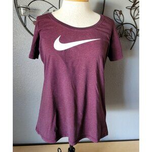 Women's Dri-Fit The Nike‎ Tee size Medium Burgundy Athletic Cut